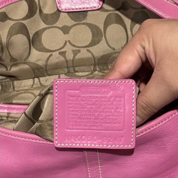 Coach pink soho shoulder bag with matching wallet *Looking to trade* - Picture 3 of 5